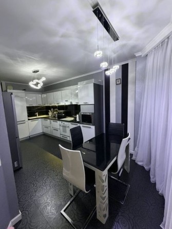 Продам 3-х ком квартиру в новом доме на Таирова програми+ - фото 1