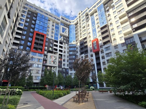 ЖК "Таировские сады"  В продаже шикарная 3-х комнатная квартира  Улучшенная планировка  7 этаж  Лодж Лиманка