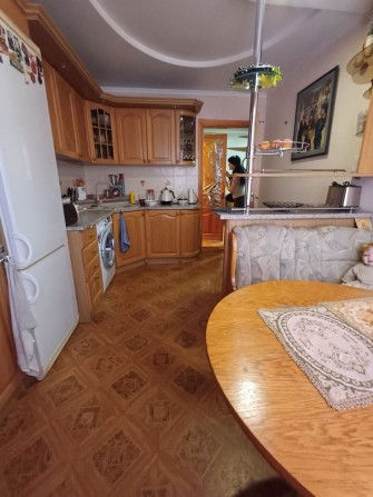 Марсельская 2х ком. 70 метров ремонтмебель-66 000$ - фото 1