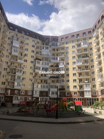 Двокімнатна квартира в ЖК ,,Континент'' - фото 1