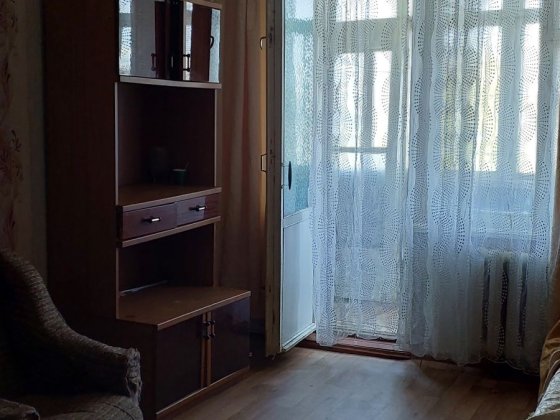 1 комнатная квартира на Затонского Корсунцы