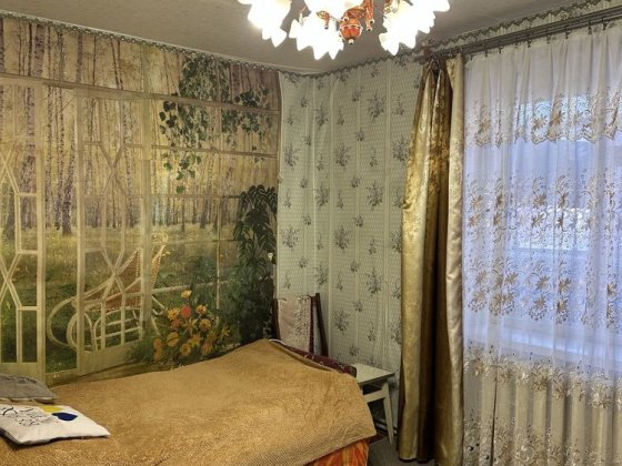 Продам простору 3-кімнатну квартиру в Розсошенцях Розсошенці