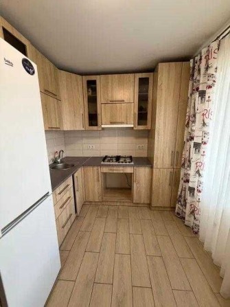 У продажу 2-х кімнатна квартира в новобудові з сучасним якісним ремонтом - фото 1
