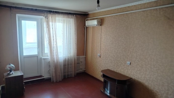 Продам 3- кімнатну квартиру - фото 1