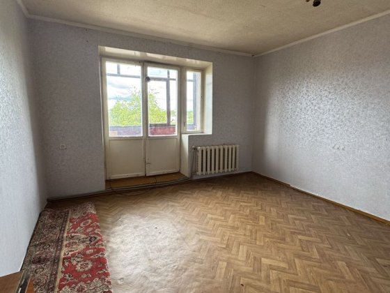 Продам однокімнатну квартиру Кобеляки