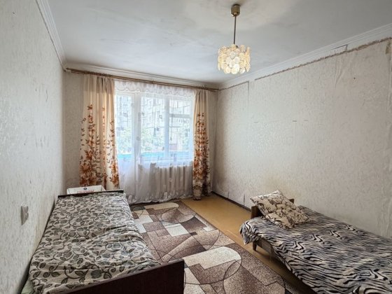 Продаж 1 кім.кварт. Вул,В.Магеля 15 Обарів