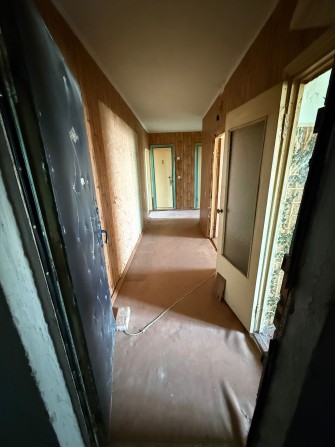 Продаж 3-х кімнатної квартири в Квасилові - фото 1