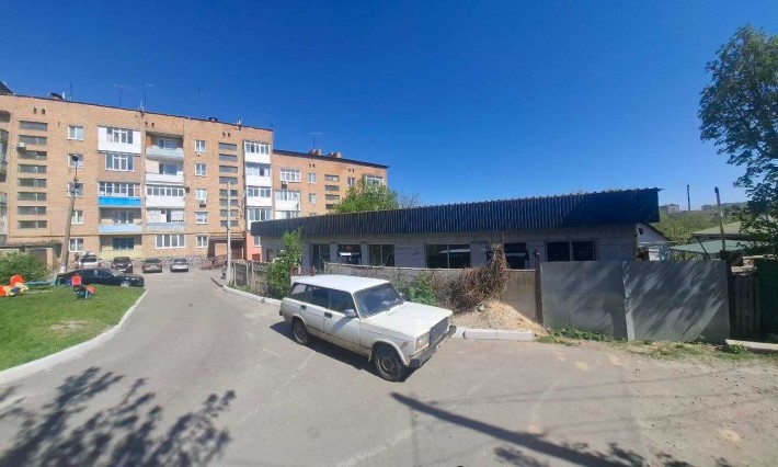 Оренда нових комерційних приміщень у центрі м. Сквира - фото 1