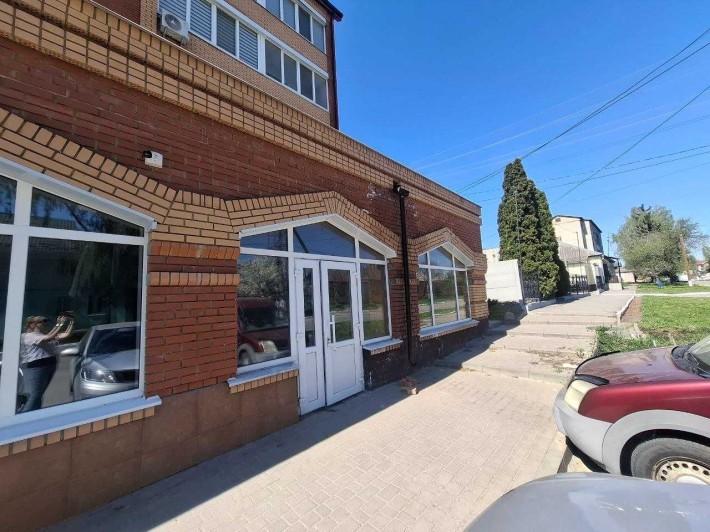 Оренда комерційного приміщення 104 м², центр м. Сквира - фото 1