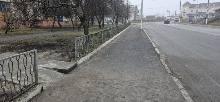 Оренда(квартири) приміщення.Під комерцію СТОМАТОЛОГІЯ,САЛОН КРАСИ,ОФІС - фото 1
