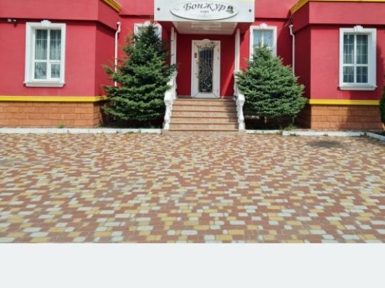 Хозяин, Фасад трассы. Ресторан, Кафе, салон, офис Погребы