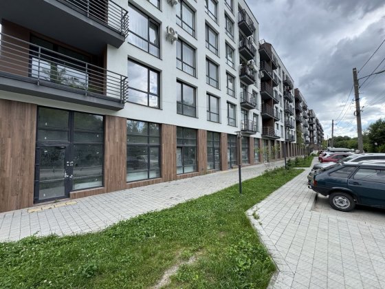 Оренда фасадного приміщення в Брюховичах Грінвуд 2 Брюховичі
