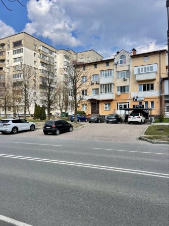 Оренда фаспдного приміщення Новояворівськ 76м² перша лінія 10 $/м² - фото 1