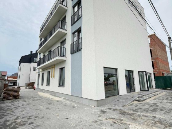 Оренда комерційного приміщення в Давидові | Фасад | 156 м² | Топ-локація Давидов