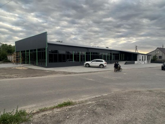 Нові комерційні приміщення в оренду (70 м² та 850 м²) Новый Буг