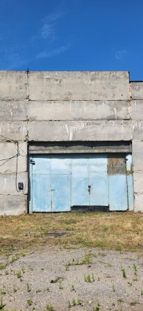 Капітальний бетонний ангар 1084,3 кв.м з залізничною гілкою в Хоролі - фото 1
