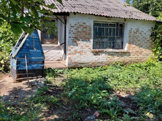 Преміщеня під склад в часному дворі (25 кв.м)