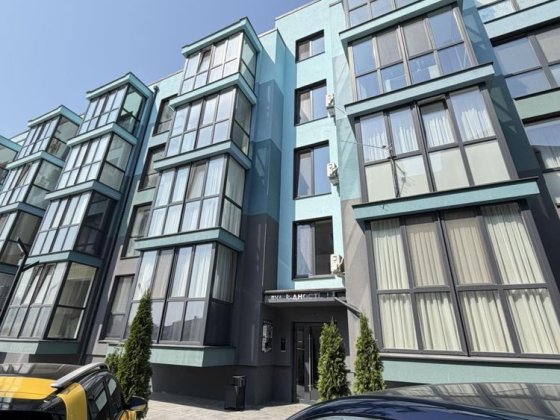 Продам 1 кімнатну квартиру з ремонтом Бармаки