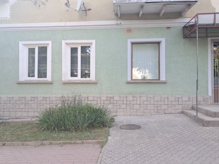 Продам квартиру в центрі селища Підволочиськ - фото 1