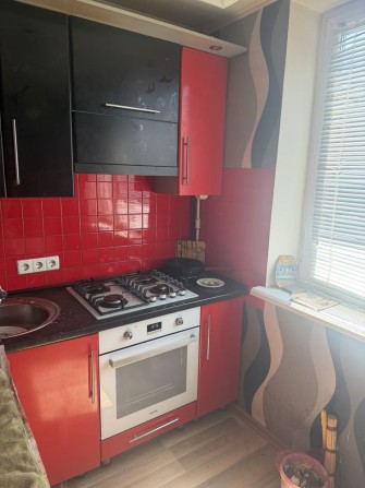 Продам двухкомнатную квартиру - фото 1