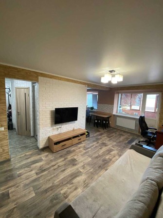 Продам 2-х кімнатну квартиру - фото 1