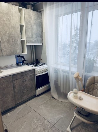 Продам в Покотиловке 1к квартиру - фото 1