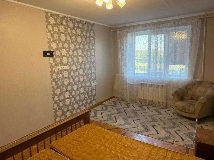 Продам 2 к. квартиру пгт Васищево - фото 1