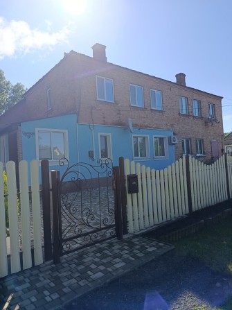 Квартира двокімнатна з  ІНДИВІДУАЛЬНИМ ГАЗОВИМ ОПАЛЕННЯМ,(Черкаська обл.м.Звенигородка) - фото 1