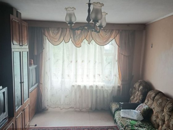 Продається 3 кімнатна квартира у Сновську по вулиці Чернігівська,біля  ДСНС та райсоюзу.Квартира з у Сновск