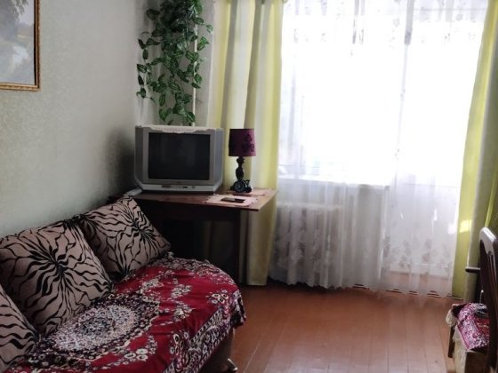 Продаж двох кімнатної квартири Покров