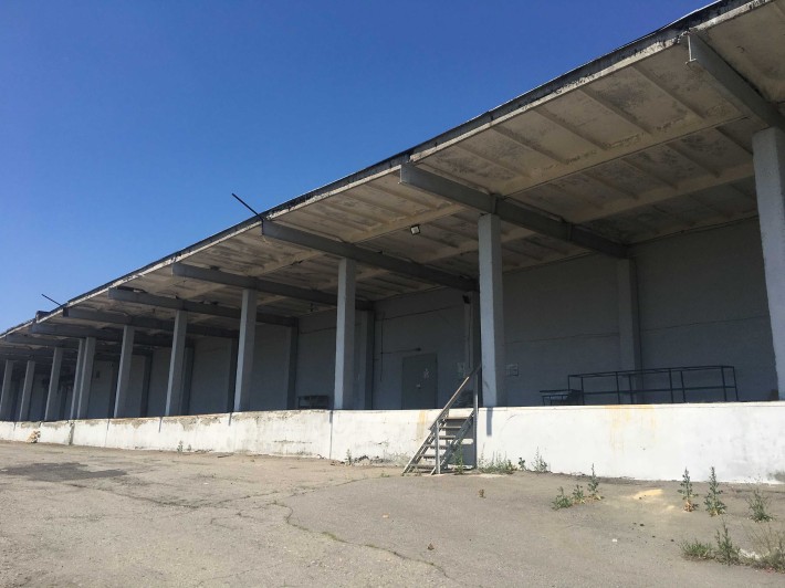 Склад 2000кв.м. Рампа. Огорожена територія. Охорона. Васищеве. Без комісії. - фото 1
