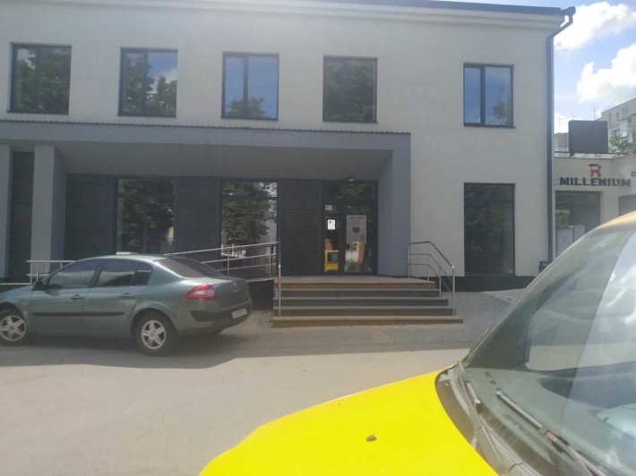 Оренда комерційноЇ нерухомості в центрі міста  Золотоноша - фото 1