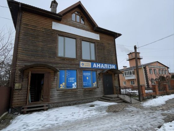 Оренда приміщення вільного використання з зручним місцерозташуванням. Корсунь-Шевченковский
