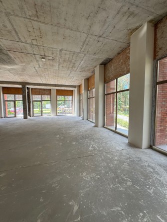 Комерція 210 кв.м. ФАСАД. Канікули, без %, допомога з ремонтом - фото 1