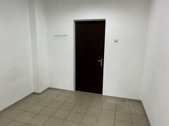 Оренда приміщення офісу біля парку Бровари центр прохідне місце Бровары