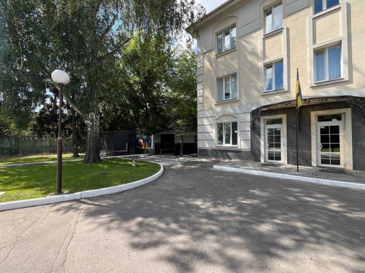 Оренда офісного приміщення 38м2 в бізнес-центрі - фото 1