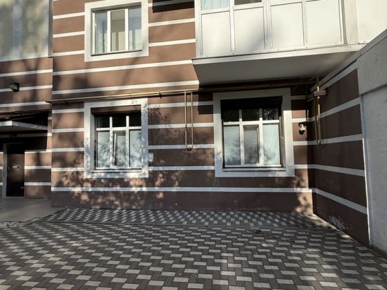 Оренда примішення салон,офіс, сфера послуг Буча