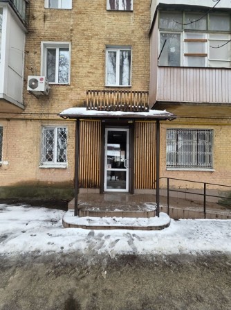 Оренда фасадного нежитлового приміщення на Шолом  Алейхема
Продаж фаса - фото 1