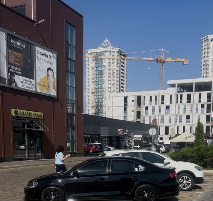 Оренда приміщення Бровари  чорновола 3, площа 740м2 - фото 1