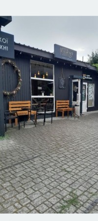 Здається фасадне приміщення прямо на Тролейбусній зупинці в центрі. - фото 1