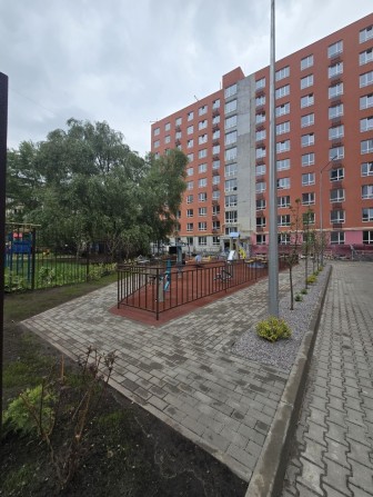 Оренда комерційного приміщення в центрі Борисполя! Є можливість розділити! - фото 1