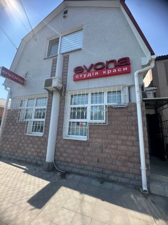 Оренда робочого місця для майстра манікюру - фото 1