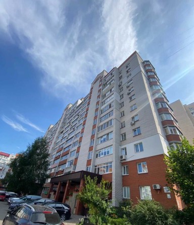 Оренда офісного приміщення м.Бровари, вул. Михайла Грушевського 21 - фото 1