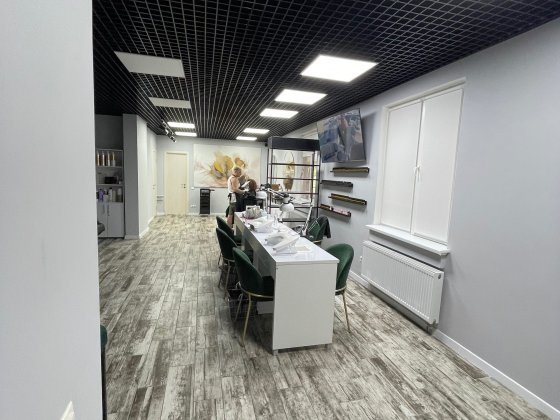 Оренда 135м2 під магазин/салон//офіс, вул. Європейська, 31