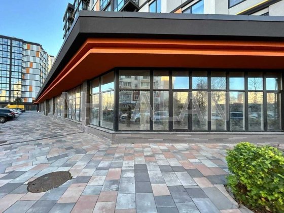 Здам торгове приміщення по вул.  Европейська 32. ЖК Атмосфера Вишневе