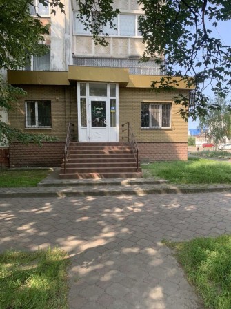 Здам приміщення по Небесної Сотні 90 кв - фото 1