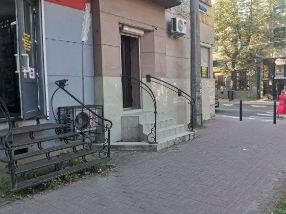 Здається приміщення по вул. Василіянок