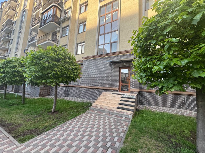 Оренда комерційного приміщення в Ірпені, ЖК Річ Таун - фото 1