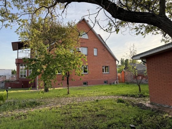 В оренду будинок під офісне приміщення з укриттям