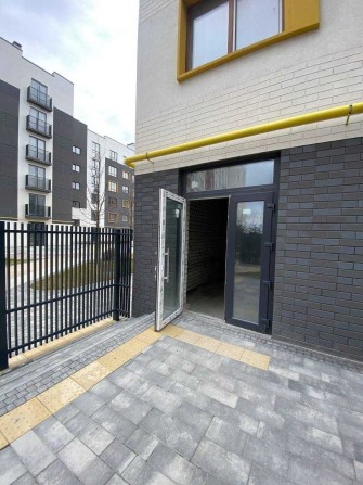 Оренда фасадного комерційного приміщення 60 м², новий густонаселений район - фото 1